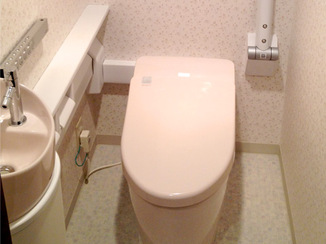 トイレリフォーム 手洗いカウンターのあるトイレ