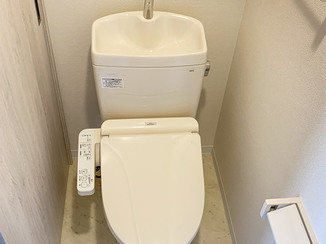 トイレリフォーム 夜間も安心して使える２階のトイレ